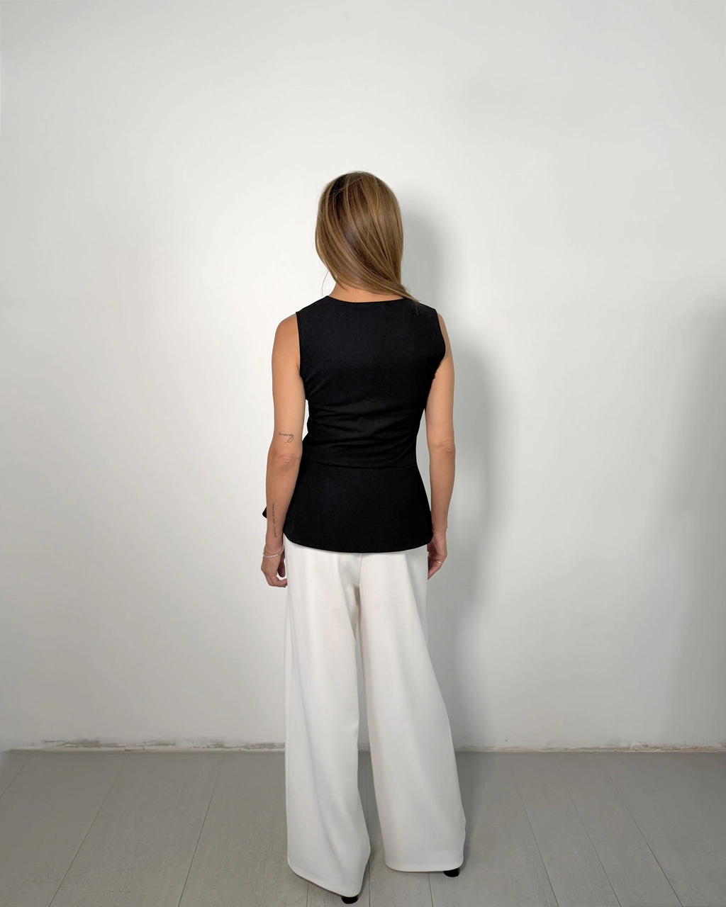 Eleganckie spodnie Wide Leg - obrazek 7
