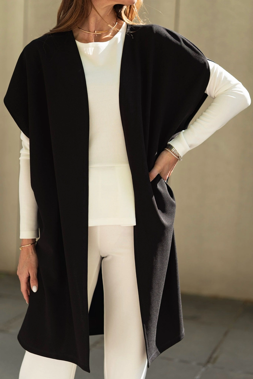 Narzutka bez rękawów Modern Cape - obrazek 8